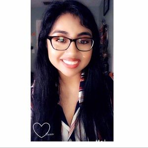 Meet your Posher, Edith